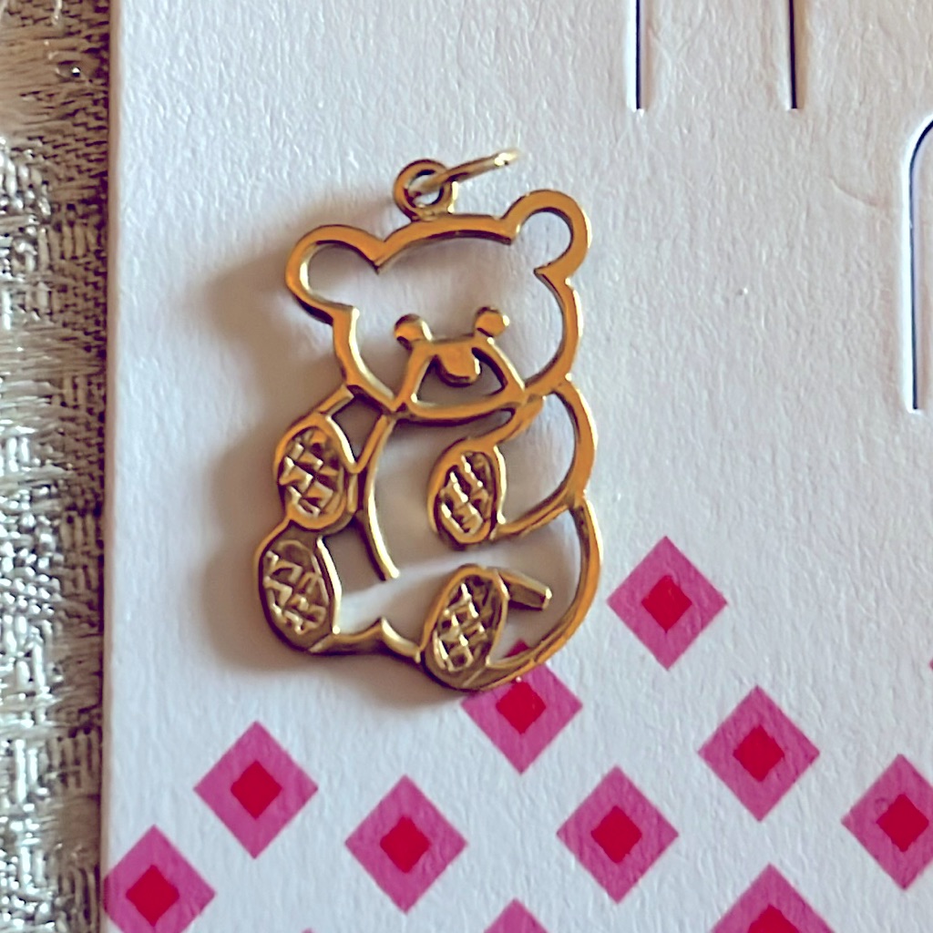 14kt Bear Pendant